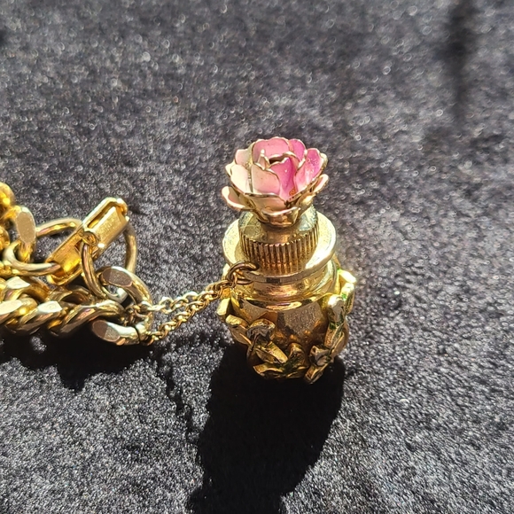 Vintage Charm bracelet with perfume dabber - Picture 2 of 5